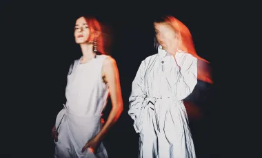 portret dwóch kobiet